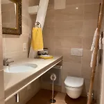 Bed & Breakfast Chateau La Rochette