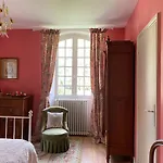 Chateau La Rochette 3*