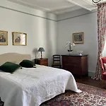 Bed & Breakfast Chateau La Rochette 3*