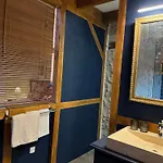 Bed & Breakfast Chateau La Rochette 3*