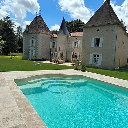 Chateau La Rochette Bed and Breakfast 3*