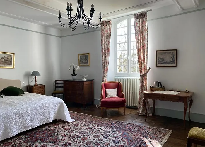 Chateau La Rochette Lisle