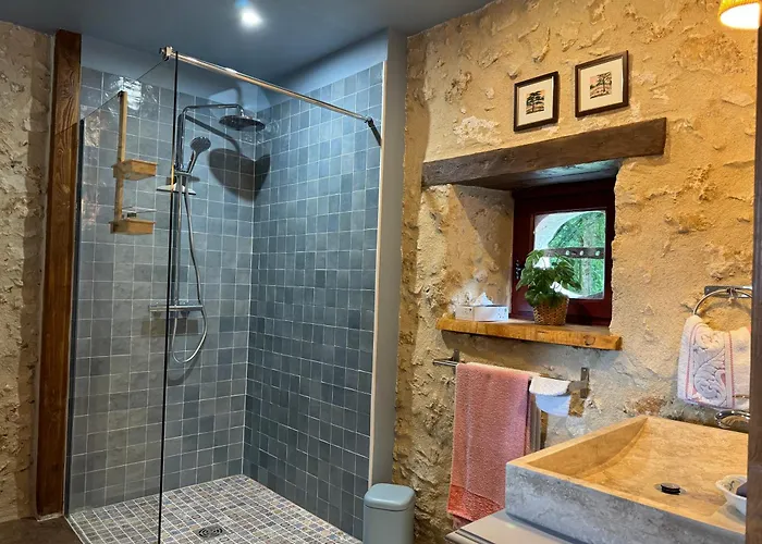 Chateau La Rochette 3* Lisle